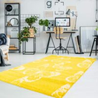 CARPET CITY MODA Z MOTYLAMI Nowoczesny dywan pokojowy z krótkim włosiem żółty biały 160x230 cm