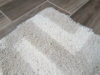 Dywan IKEA FAKSE z długim włosiem kremowy 200x250 cm - obrazek 3
