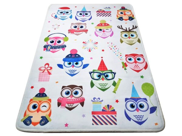 PLUSZOWY PUSZYSTY dywan antypoślizgowy dla dzieci KOLOROWY WZÓR W ZIMOWE SÓWKI na białym tle 140x200 cm - obrazek 5