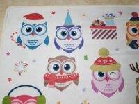 PLUSZOWY PUSZYSTY dywan antypoślizgowy dla dzieci KOLOROWY WZÓR W ZIMOWE SÓWKI na białym tle 140x200 cm - obrazek 8