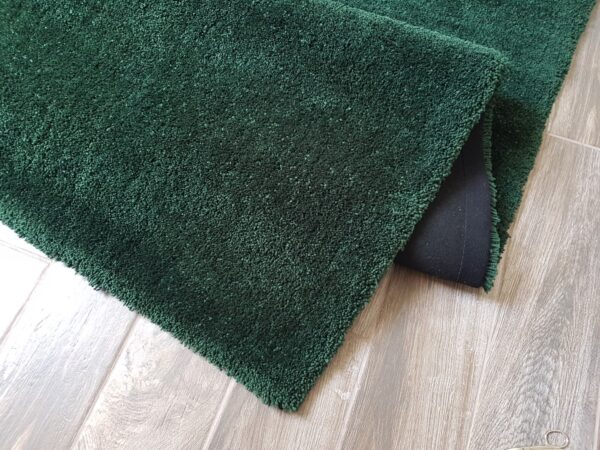 NOWOCZESY LUKSUSOWY LIFESTYLOWY DYWAN SHAGGY butelkowa zieleń zielony ciemnozielony TOM TAILOR COZY UNI GREEN 140x200 cm - obrazek 3
