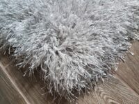NOWOCZESNY GŁADKI LŚNIĄCY ELEGANCKI DYWAN SHAGGY PREMIUM DO SALONU srebrny szary WELL WOVEN KUKI SILVER 160x220 cm - obrazek 2