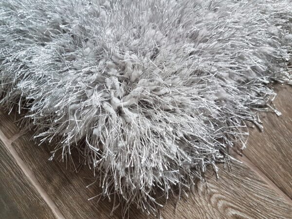 NOWOCZESNY GŁADKI LŚNIĄCY ELEGANCKI DYWAN SHAGGY PREMIUM DO SALONU srebrny szary WELL WOVEN KUKI SILVER 160x220 cm - obrazek 2