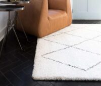 BERBERYJSKI GRUBY PUSZYSTY DYWAN SHAGGY DO SALONU SYPIALNI biały w szare romby BALTA RUGS SHERPA 200x290 cm - obrazek 8