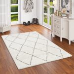BERBERYJSKI GRUBY PUSZYSTY DYWAN SHAGGY DO SALONU SYPIALNI biały w szare romby BALTA RUGS SHERPA 200x290 cm
