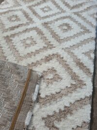 NOWOCZESNY GĘSTY DYWANIK CHODNIK Z PODWÓJNYM WŁOSIEM kremowy beżowy w romby PACO HOME KOGE 80x300 cm - obrazek 4